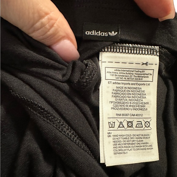 Adidas black dress in Large. Rare. Quilted crop top sewn together with dress. - Picture 9 of 12